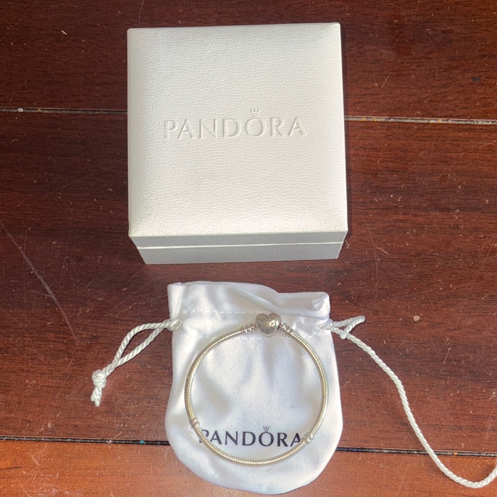 Pandora Silver Heart Clasp Snake Chain Bracelet
